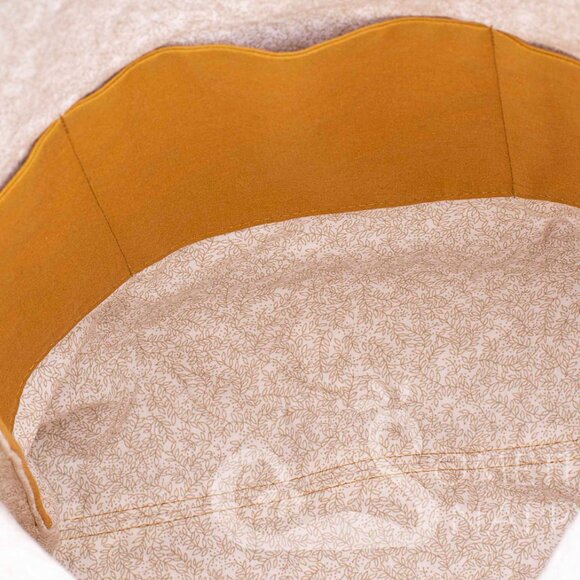 Something Snappy London Fog Drawstring Backpack - Picture 3 of 3